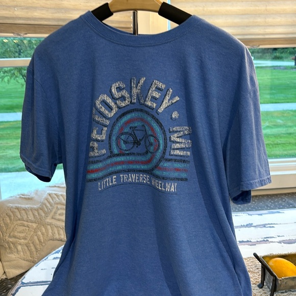Gildan Other - Petoskey, Michigan- midwest Little Traverse Wheelway Graphic Tee -retro style